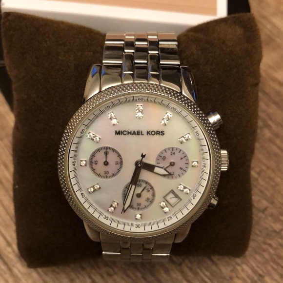 Michael Kors Accessories - Michael Kors Mother of Pearl Face Watch